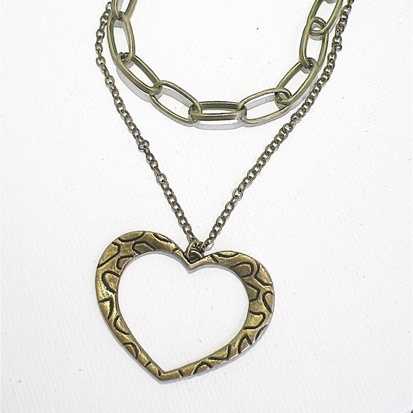 Antique Bronze 2 Chain Heart Pendant Necklace - Picture 3 of 4